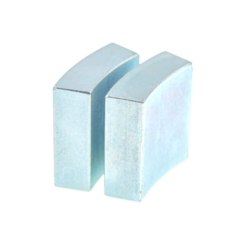 Magnet for magnetisk separator