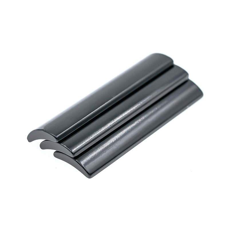 Bue/ Flis/ Segment Permanent Magnet